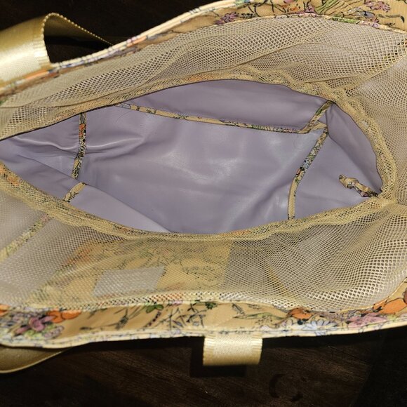 Vera Bradley Reactive Drawstring Family Tote Floral Sunshine - Picture 5 of 5